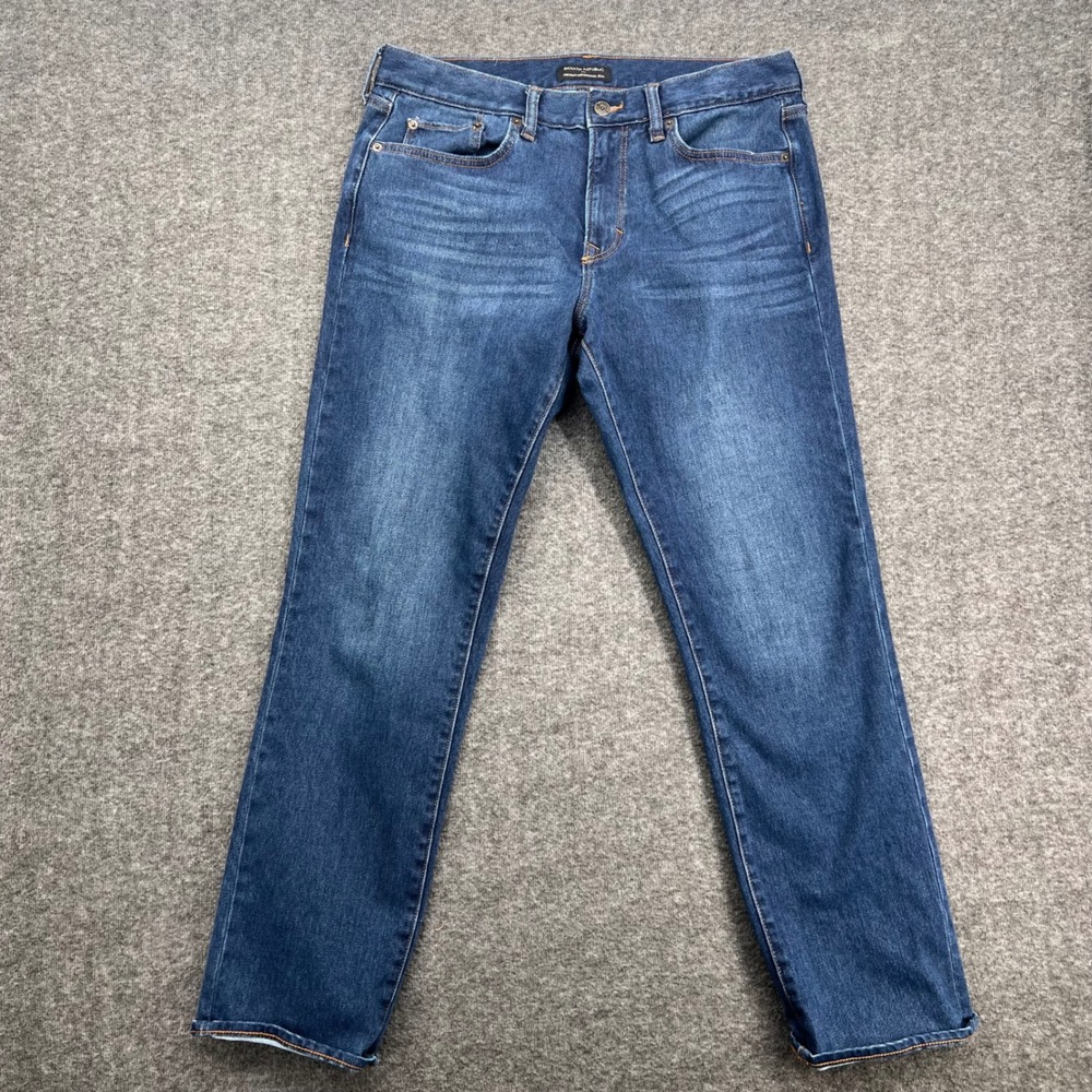 Banana Republic Premium Performance Jeans Medium Wash Straight Leg 34 Mens